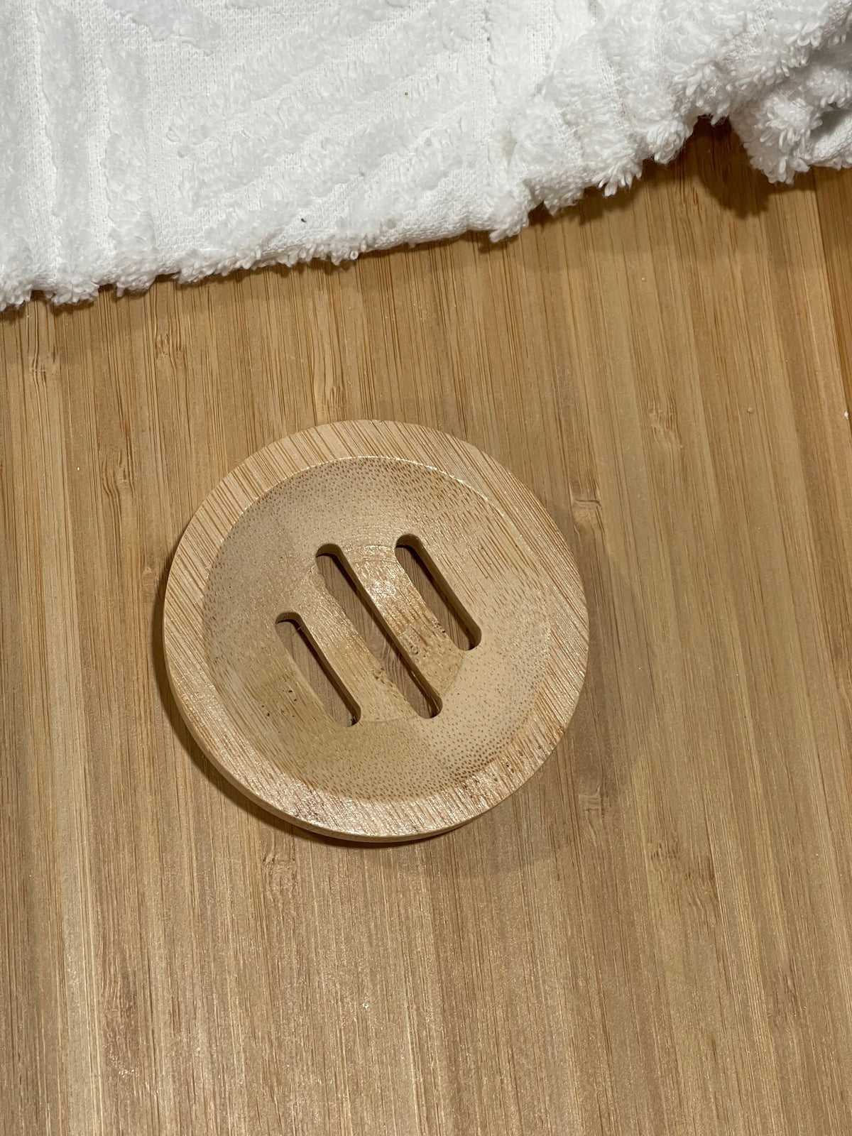 Round Bamboo Shower Steamer Tray - Sea Spray Soap